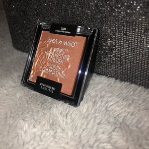 wet n wild highlight